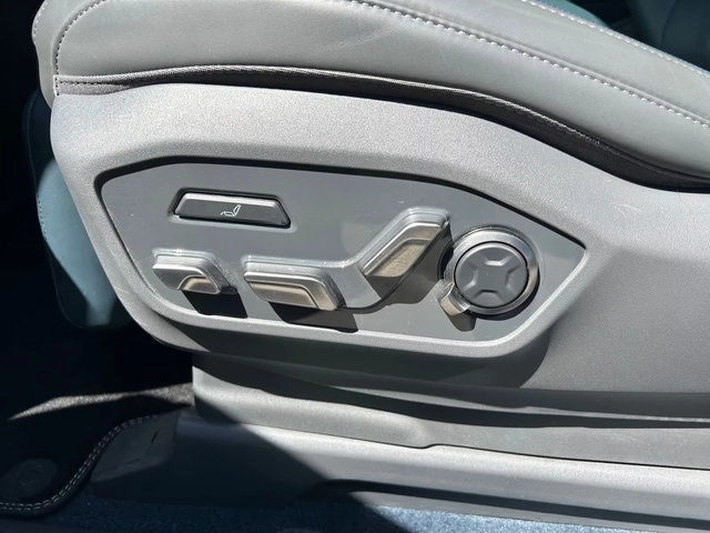 Kia EV9 GT-Line AWD 6Seats Launch Edition All Options - автомобили, коли, обяви за нови и употребявани 12