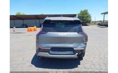 Kia EV9 Wind - автомобили, коли, обяви за нови и употребявани 14