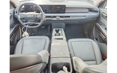 Kia EV9 LIGHT - автомобили, коли, обяви за нови и употребявани 7