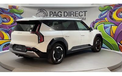 Kia EV9 Land w/Premium Package | LEATHER | SUNROOF | 360 C All Wheel Drive - автомобили, коли, обяви за нови и употребявани 7