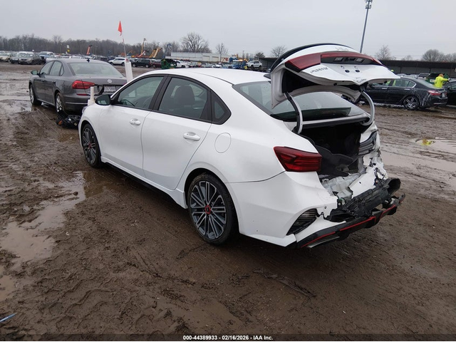 Kia Forte 1.6L I-4 DI, DOHC, VVT, TURBO, 201HP Front Wheel Drive - автомобили, коли, обяви за нови и употребявани 2