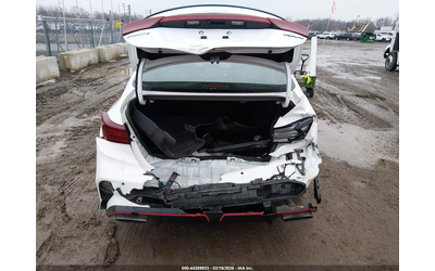 kia-forte-1-6l-i-4-di-dohc-vvt-turbo-201hp-front-wheel-drive - 5