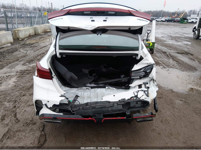 Kia Forte 1.6L I-4 DI, DOHC, VVT, TURBO, 201HP Front Wheel Drive - автомобили, коли, обяви за нови и употребявани 5