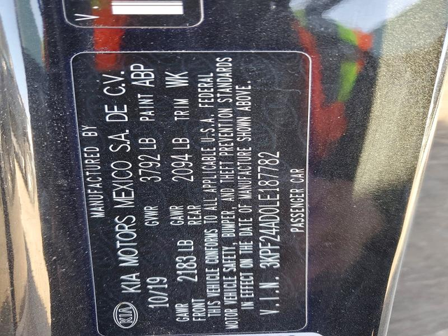 Kia Forte 2.0L 4 Front-wheel Drive - автомобили, коли, обяви за нови и употребявани 11