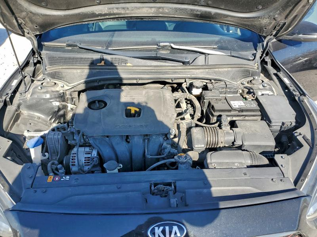 Kia Forte 2.0L 4 Front-wheel Drive - автомобили, коли, обяви за нови и употребявани 11