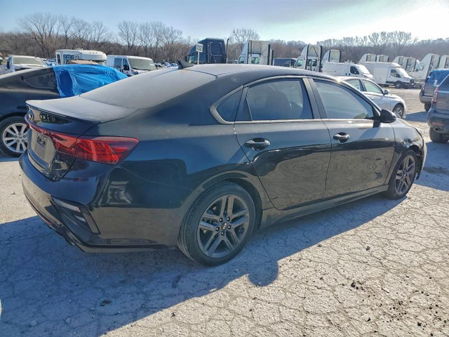 Kia Forte 2.0L 4 Front-wheel Drive - автомобили, коли, обяви за нови и употребявани 3