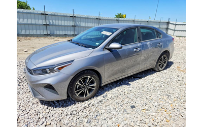 kia-forte-2-0l-4-front-wheel-drive - 0