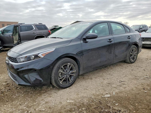 Kia Forte 2 L 4 Front-wheel Drive - автомобили, коли, обяви за нови и употребявани 0