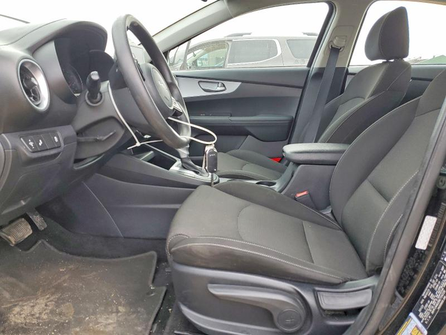 Kia Forte 2 L 4 Front-wheel Drive - автомобили, коли, обяви за нови и употребявани 6