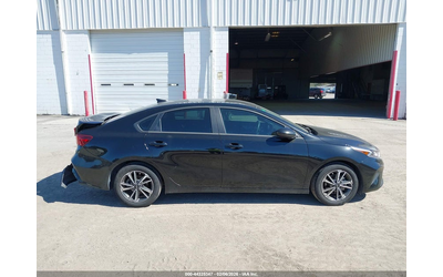 Kia Forte 2L I4   N Front Wheel Drive - автомобили, коли, обяви за нови и употребявани 12