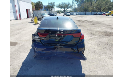 Kia Forte 2L I4   N Front Wheel Drive - автомобили, коли, обяви за нови и употребявани 15