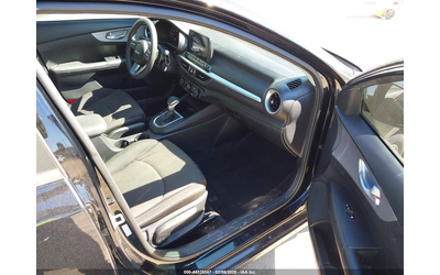 kia-forte-2l-i4-n-front-wheel-drive - 4