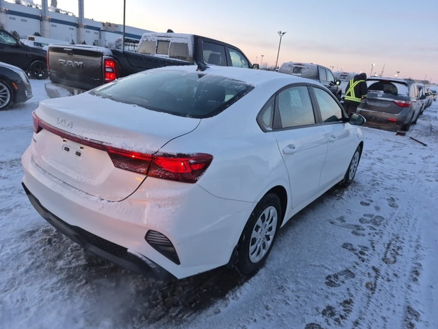 Kia Forte * LX * CARFAX * ЦЕНА ДО БГ - автомобили, коли, обяви за нови и употребявани 2