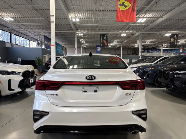 Kia Forte EX IVT|ALLOYS|SUNROOF|BACKCAM|HEATEDSEATS|CARPLAY| Front Wheel Drive - автомобили, коли, обяви за нови и употребявани 4