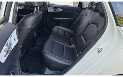 Kia K3 1.6 Prestige * НАЙ-ДОБРА ЦЕНА В БЪЛГАРИЯ* - автомобили, коли, обяви за нови и употребявани 11