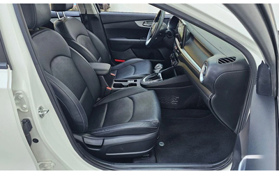 Kia K3 1.6 Prestige * НАЙ-ДОБРА ЦЕНА В БЪЛГАРИЯ* - автомобили, коли, обяви за нови и употребявани 9