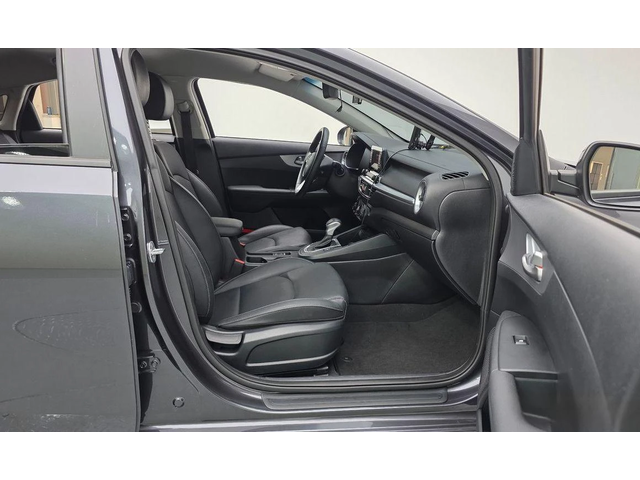 Kia K3 1.6 Prestige * НАЙ-ДОБРА ЦЕНА В БЪЛГАРИЯ* - автомобили, коли, обяви за нови и употребявани 10