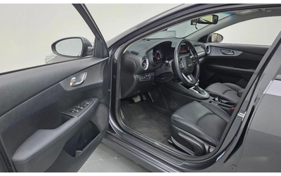 Kia K3 1.6 Prestige * НАЙ-ДОБРА ЦЕНА В БЪЛГАРИЯ* - автомобили, коли, обяви за нови и употребявани 9