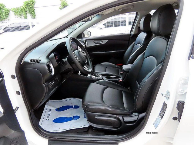 Kia K3 1.6 Trendy * НАЙ-ДОБРА ЦЕНА В БЪЛГАРИЯ* - автомобили, коли, обяви за нови и употребявани 4