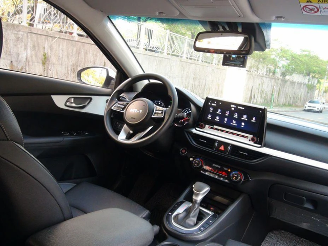 Kia K3 1.6 Trendy * НАЙ-ДОБРА ЦЕНА В БЪЛГАРИЯ* - автомобили, коли, обяви за нови и употребявани 10