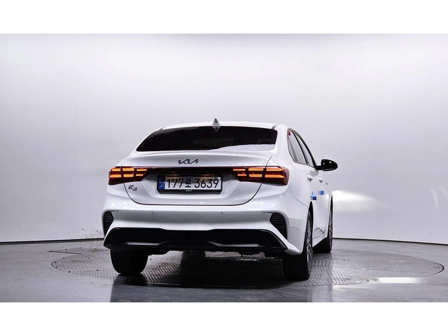 Kia K3 1.6 Trendy * НАЙ-ДОБРА ЦЕНА В БЪЛГАРИЯ* - автомобили, коли, обяви за нови и употребявани 3