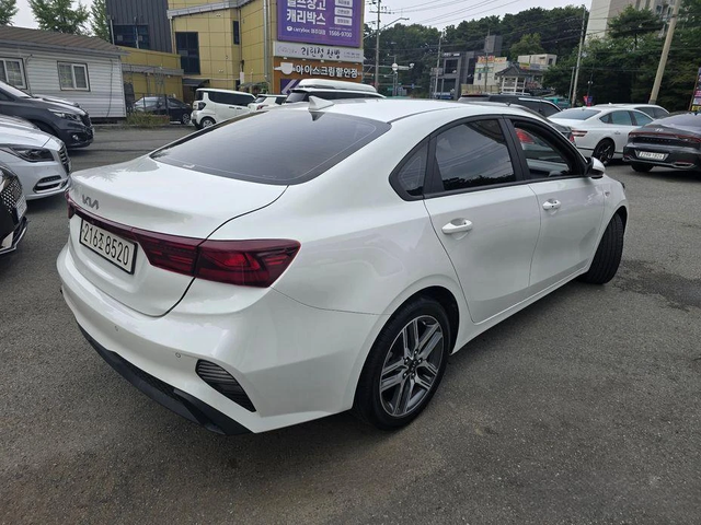 Kia K3 1.6 Trendy * НАЙ-ДОБРА ЦЕНА В БЪЛГАРИЯ* - автомобили, коли, обяви за нови и употребявани 5