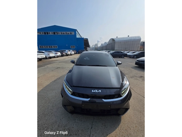Kia K3 1.6 MPI - ОЧАКВАН ВНОС - автомобили, коли, обяви за нови и употребявани 0