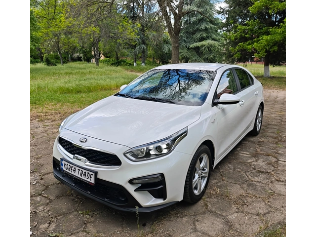Kia K3 1.6 MPI - ГАЗ/БЕНЗИН - автомобили, коли, обяви за нови и употребявани 7