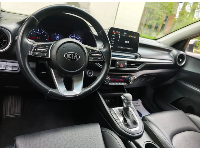 Kia K3 1.6 MPI - ГАЗ/БЕНЗИН - автомобили, коли, обяви за нови и употребявани 9