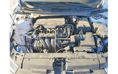Kia K4 2.0L 4 Front Wheel Drive - автомобили, коли, обяви за нови и употребявани 11
