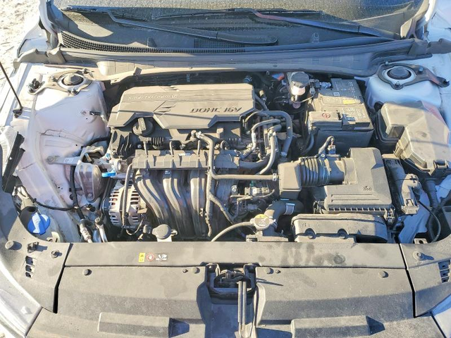 Kia K4 2.0L 4 Front Wheel Drive - автомобили, коли, обяви за нови и употребявани 11