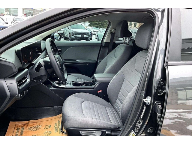 Kia K4 * EX * CARFAX * ЦЕНА ДО БГ - автомобили, коли, обяви за нови и употребявани 2