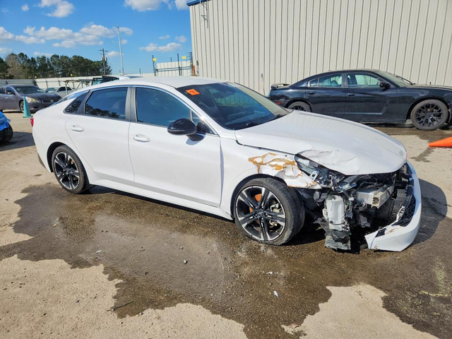 Kia K5 1.6L 4 FRONT WHEEL DRIVE - автомобили, коли, обяви за нови и употребявани 4