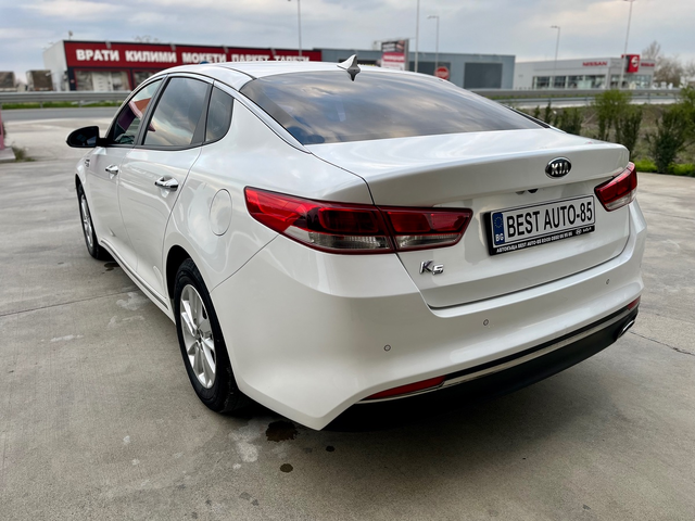 KIA K5 - автомобили, коли, обяви за нови и употребявани 6
