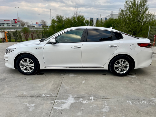 KIA K5 - автомобили, коли, обяви за нови и употребявани 7