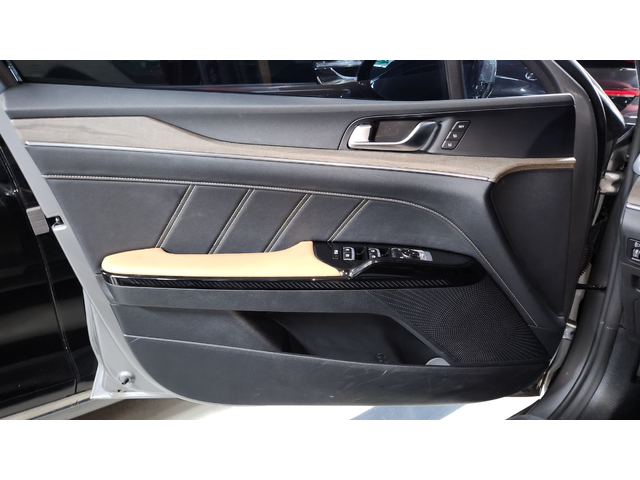 KIA K5 - автомобили, коли, обяви за нови и употребявани 17