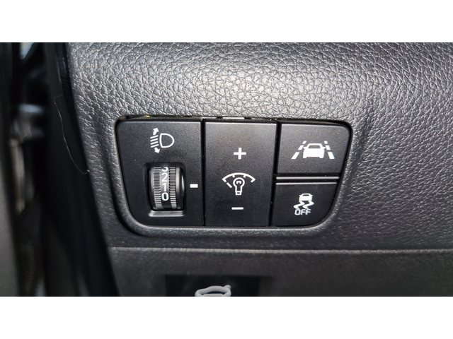 KIA K5 - автомобили, коли, обяви за нови и употребявани 22