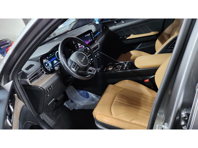 KIA K5 - автомобили, коли, обяви за нови и употребявани 4