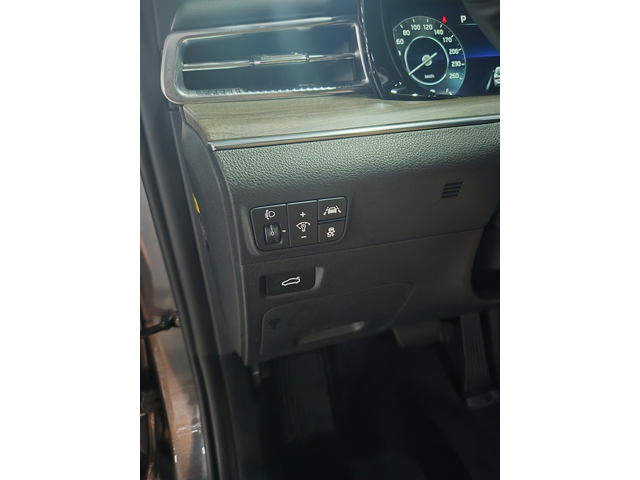 KIA K5 - автомобили, коли, обяви за нови и употребявани 12