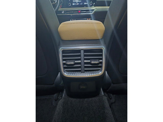 KIA K5 - автомобили, коли, обяви за нови и употребявани 23