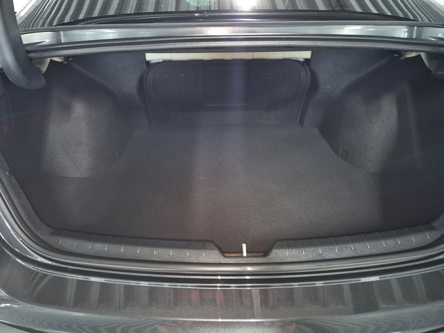 KIA K5 - автомобили, коли, обяви за нови и употребявани 25