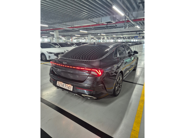 KIA K5 - автомобили, коли, обяви за нови и употребявани 4