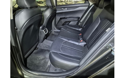 Kia K5 - автомобили, коли, обяви за нови и употребявани 23