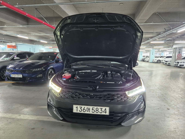 Kia K5 - автомобили, коли, обяви за нови и употребявани 6