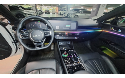 KIA K5 - автомобили, коли, обяви за нови и употребявани 16