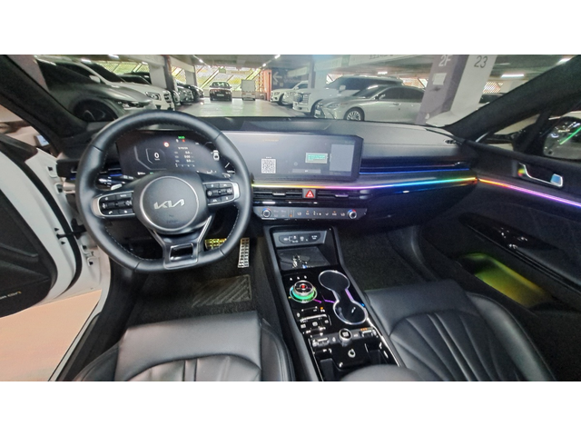 KIA K5 - автомобили, коли, обяви за нови и употребявани 16