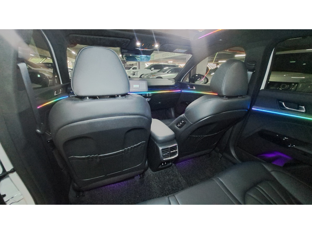 KIA K5 - автомобили, коли, обяви за нови и употребявани 28