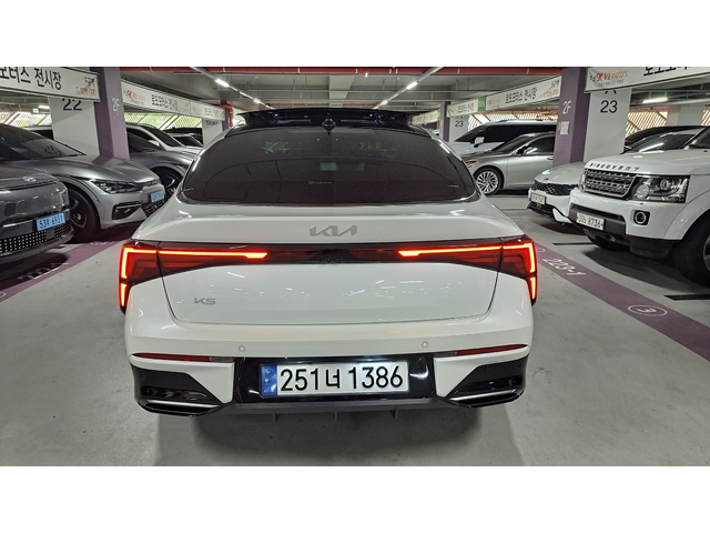 KIA K5 - автомобили, коли, обяви за нови и употребявани 5