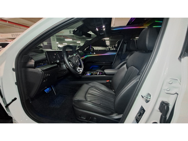 KIA K5 - автомобили, коли, обяви за нови и употребявани 9