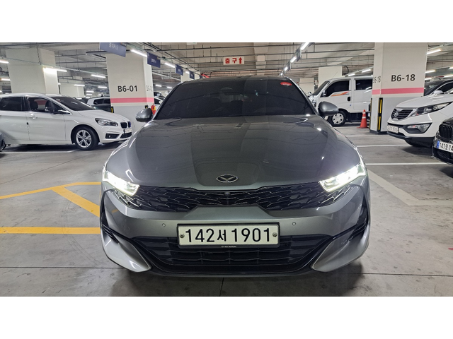 KIA K5 - автомобили, коли, обяви за нови и употребявани 1
